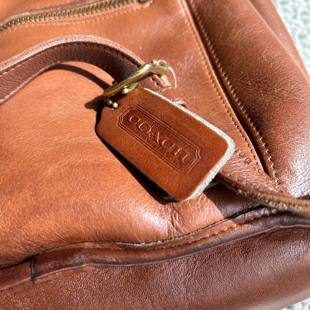 Authentic Vintage Coach Leather Drawstring Backpack in London Tan - Picture 9 of 13
